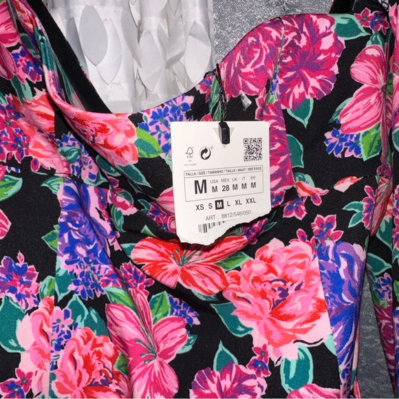 NWT ZARA FLORAL PRINT DRESS WITH BELT MED - Picture 3 of 8